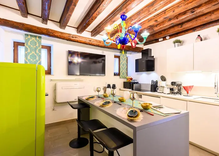 loft 5Minutefromrialto 10Minutefromsanmarco 5Minitestationtrain Infrontofcad'Oro